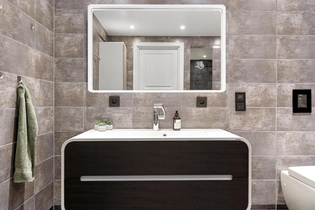 Cozy Elegant 2Bedroom Apt W/Parking And Nice View Τρόμσο Εξωτερικό φωτογραφία